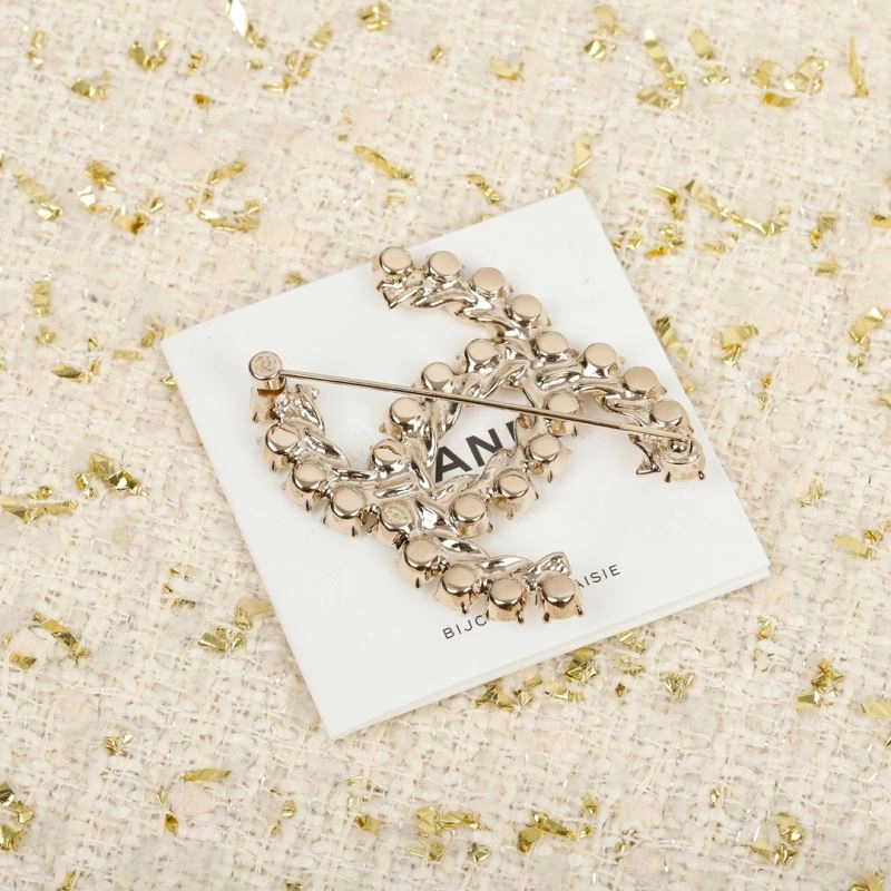 Bold Chxnxl Brooches 292943