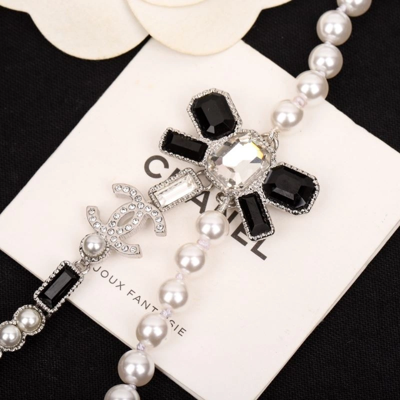 DailyWear Chxnxl Brooches 292939