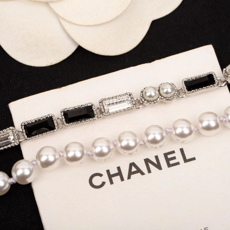 DailyWear Chxnxl Brooches 292939
