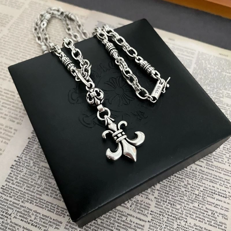 Chrxmx Hxxrts Necklaces EasyMatch 301150
