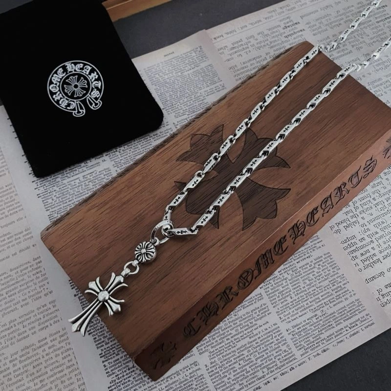 Sleek Chrxmx Hxxrts Necklaces 301145