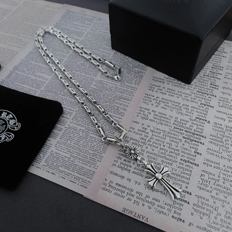 Sleek Chrxmx Hxxrts Necklaces 301145