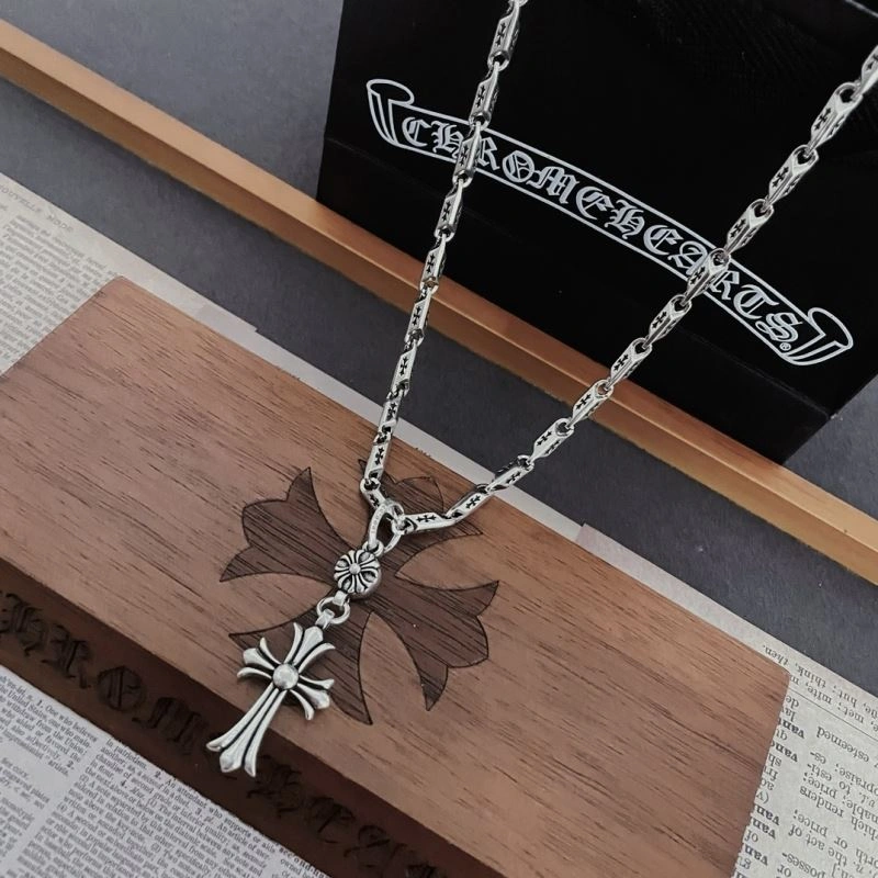 Sleek Chrxmx Hxxrts Necklaces 301145
