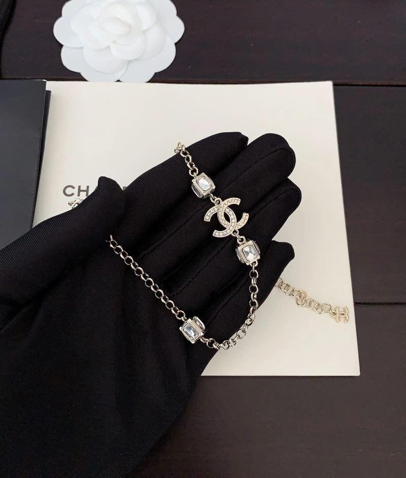 Affordable Chxnxl Brooches 292930