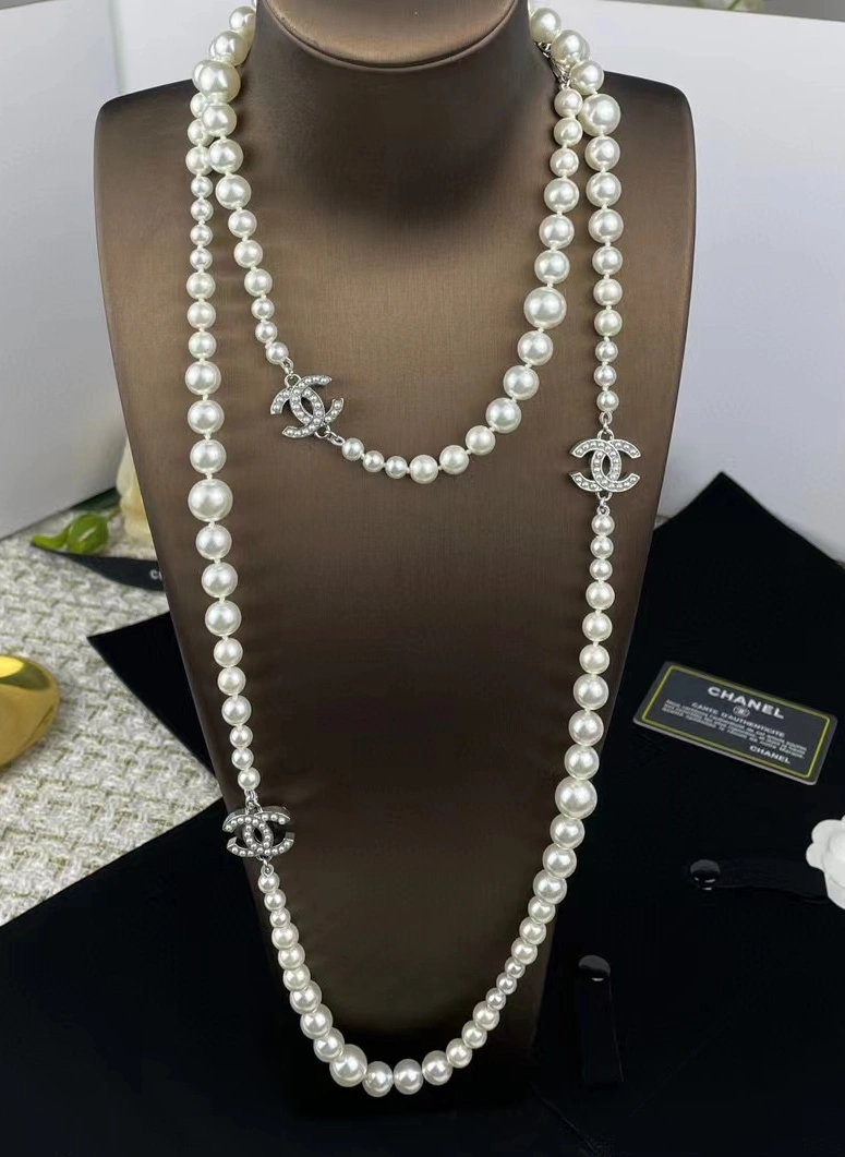 Chxnxl Brooches AllSeason 292931