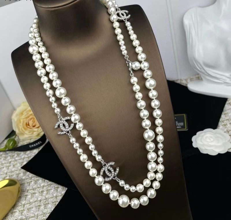 Chxnxl Brooches AllSeason 292931