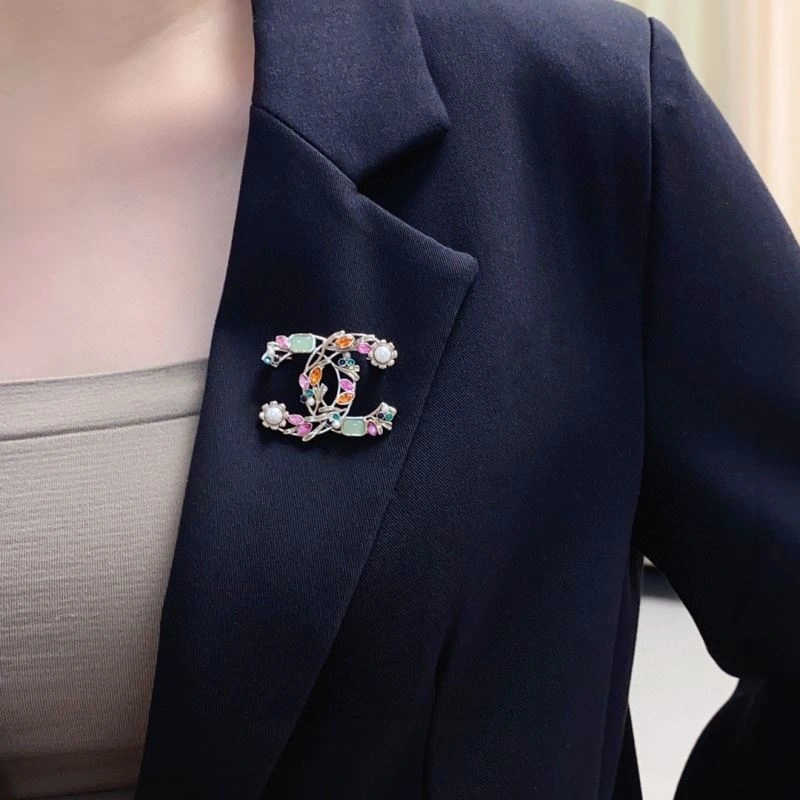 Chxnxl Brooches Vibrant 292929