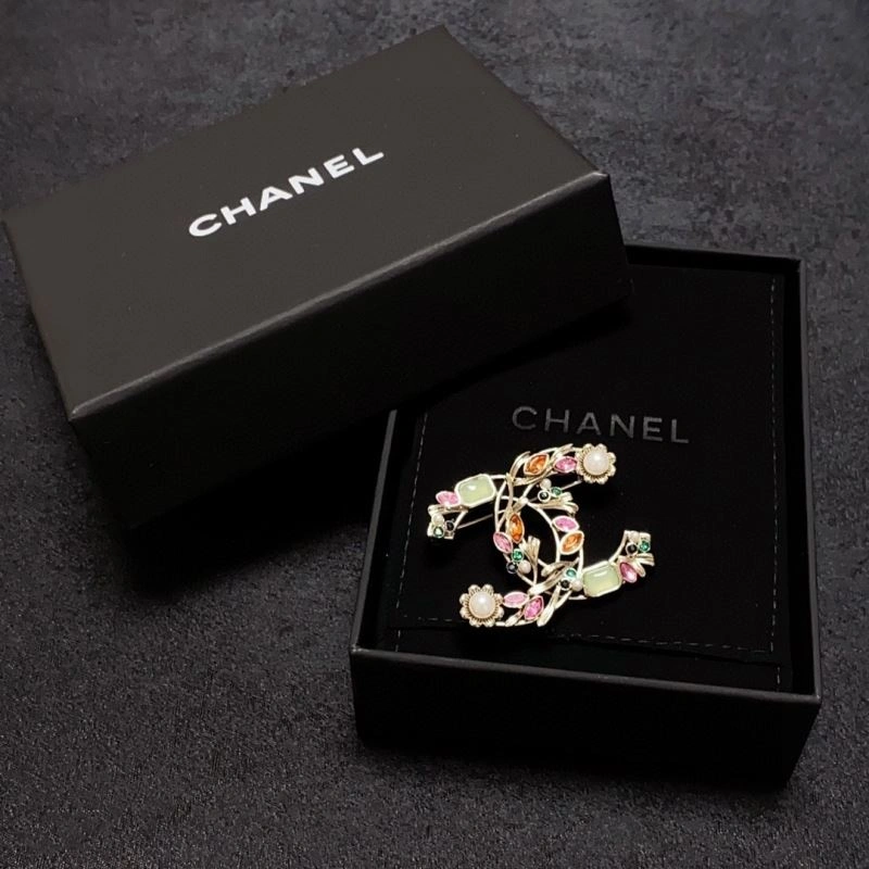 Chxnxl Brooches Vibrant 292929