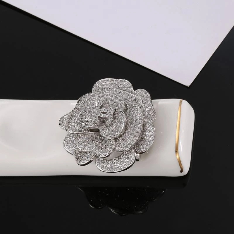 Chxnxl Brooches Timeless 292927