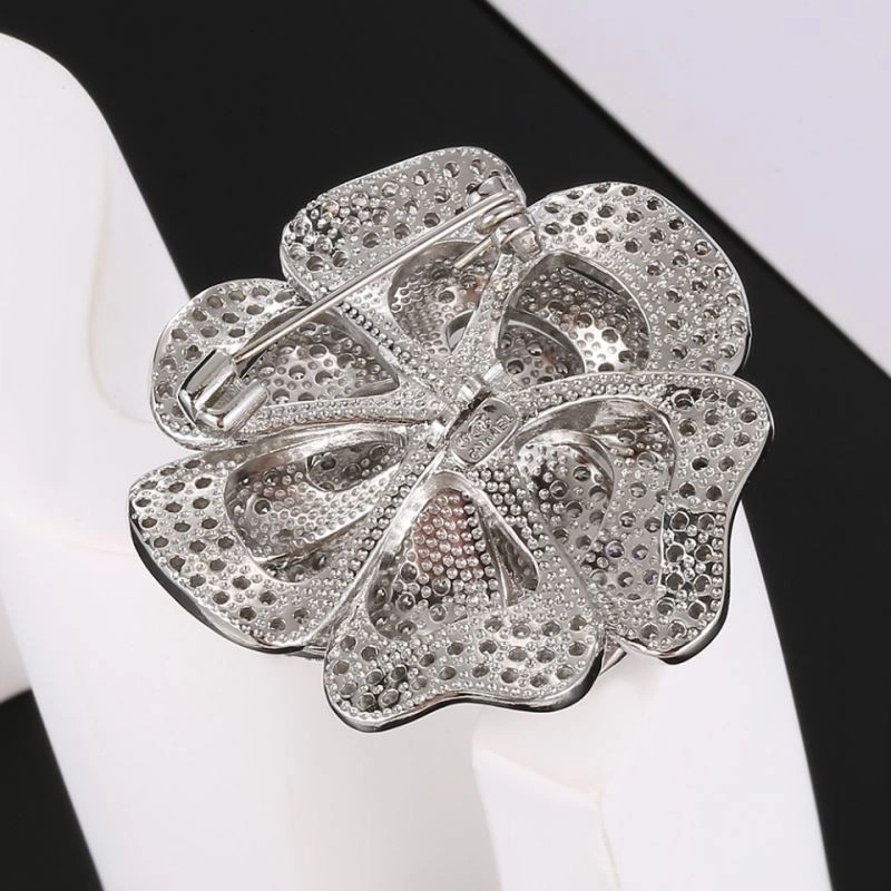 Chxnxl Brooches Timeless 292927