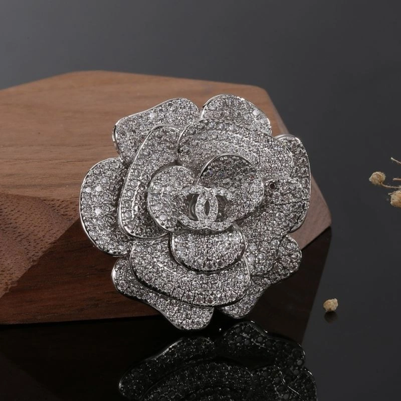 Chxnxl Brooches Timeless 292927