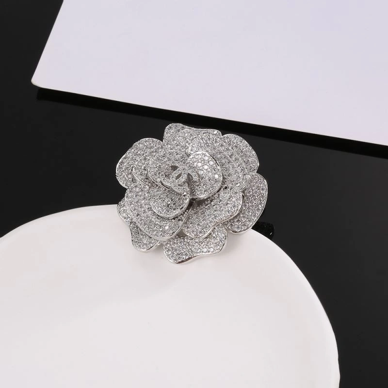 Chxnxl Brooches Timeless 292927
