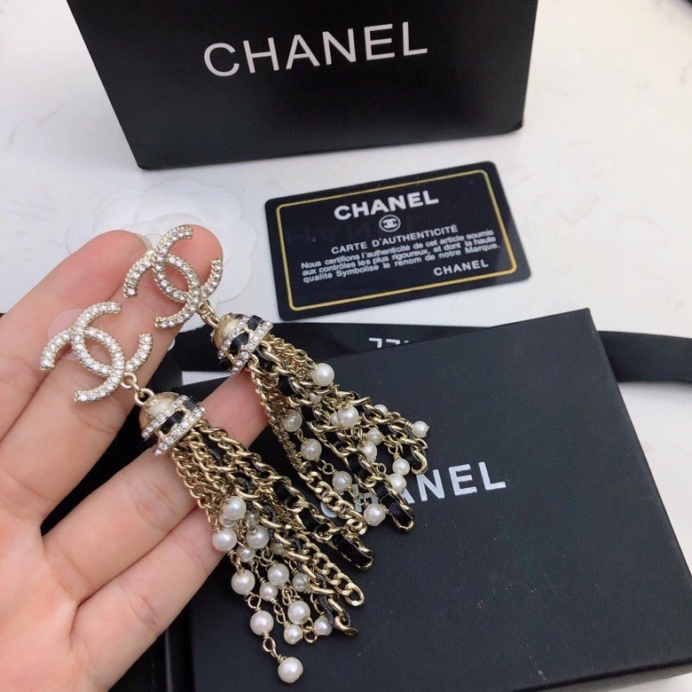 Durable Chxnxl Earrings 291884
