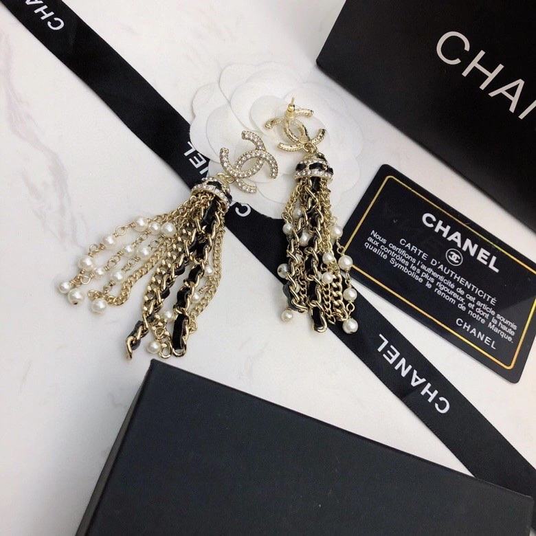 Durable Chxnxl Earrings 291884