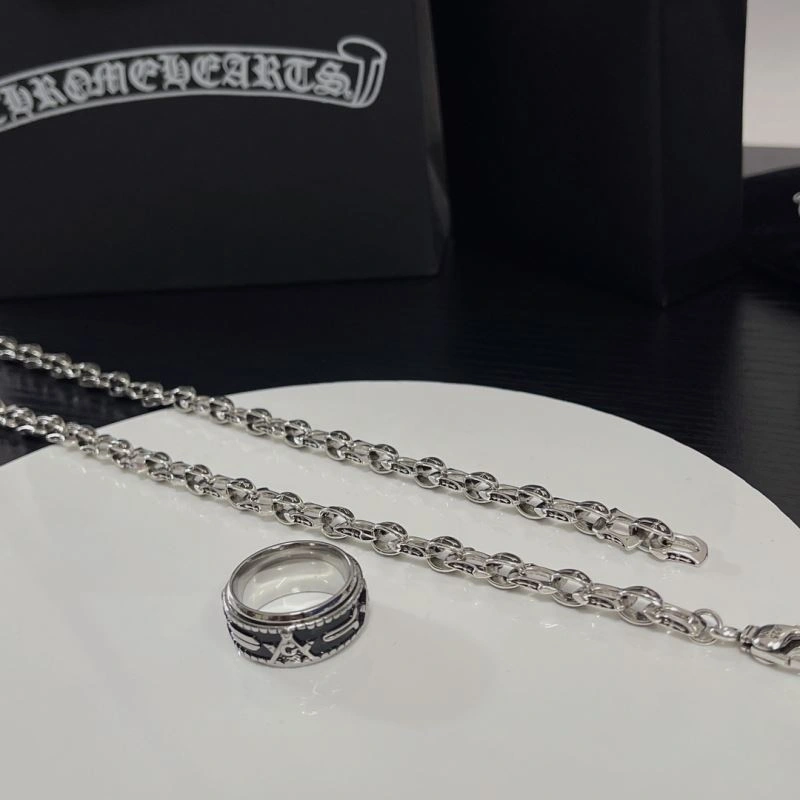 Comfortable Chrxmx Hxxrts Necklaces 301151