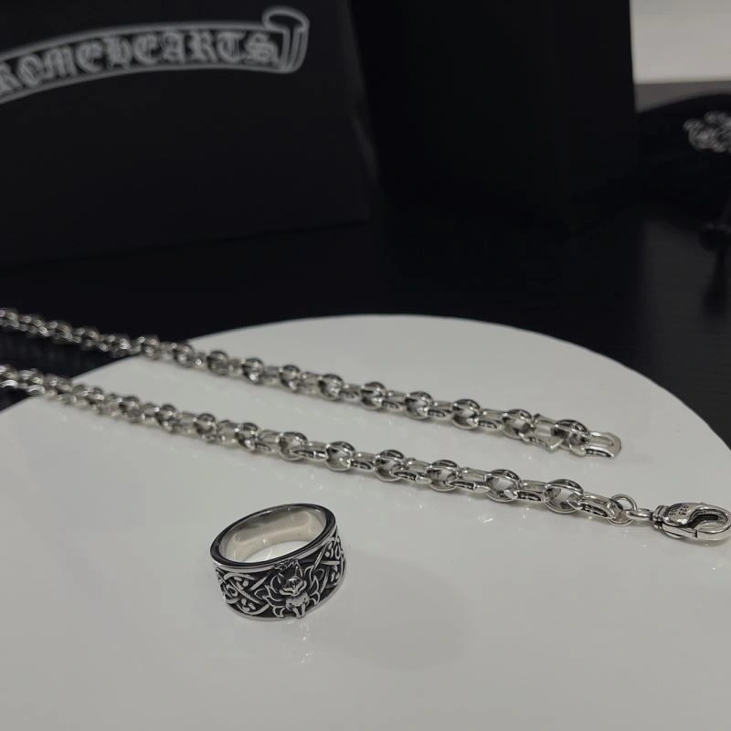Chrxmx Hxxrts Necklaces Stylish 301146