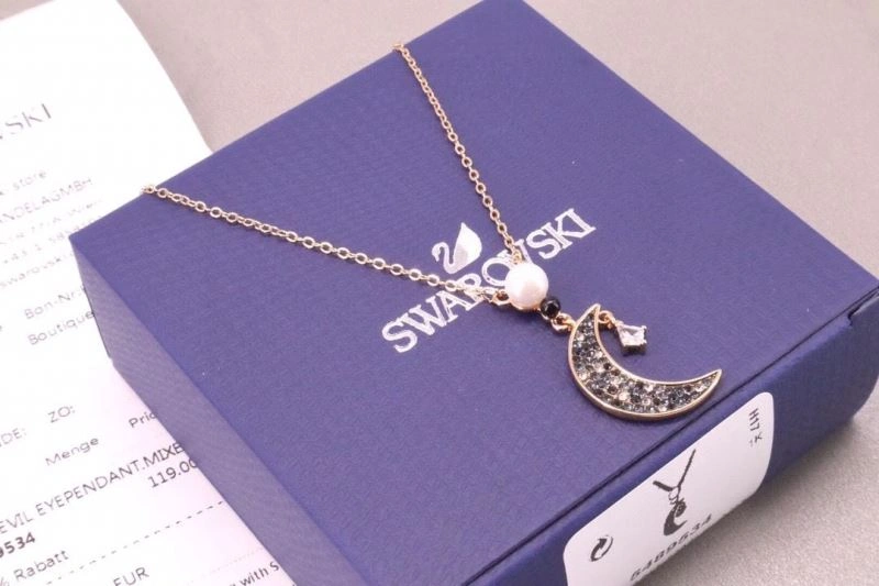 Swxrxvski Necklaces Modern 315248