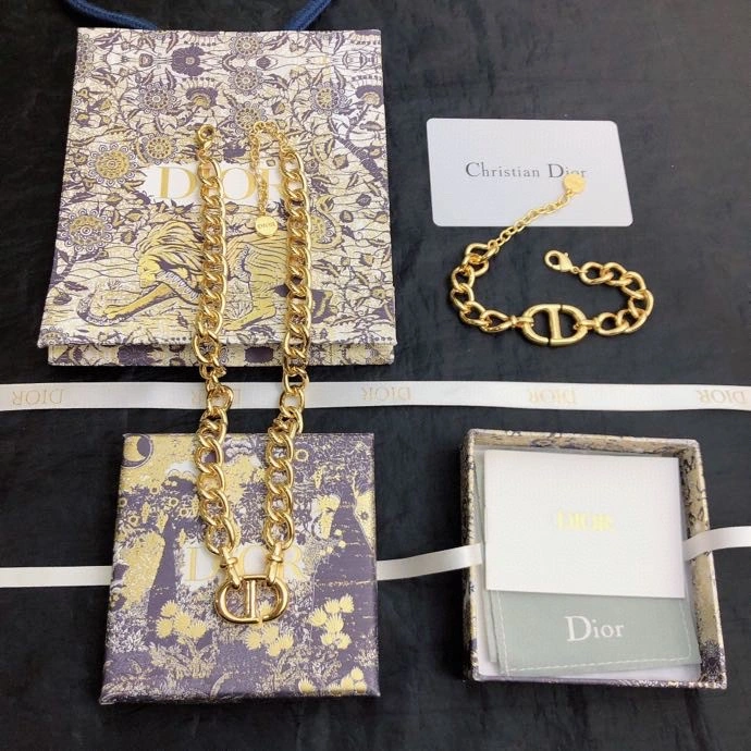 Christian Dxxr Bracelets Durable 295544