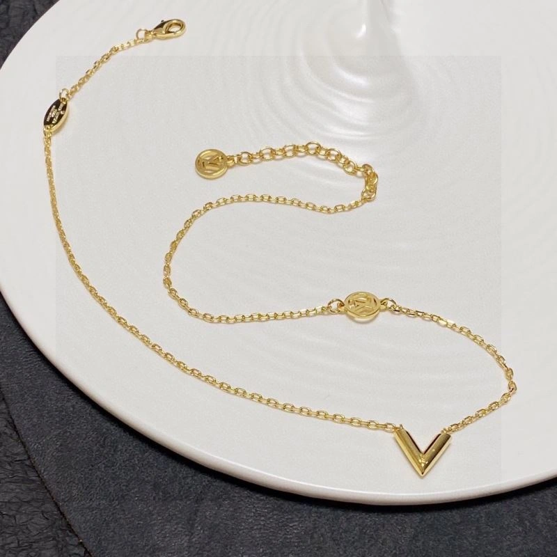 Resilient LX Necklaces 308366