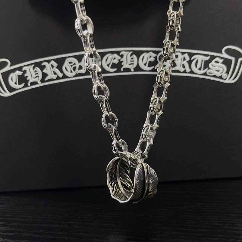 Comfortable Chrxmx Hxxrts Necklaces 301132