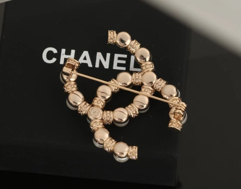 Efficient Chxnxl Brooches 292909