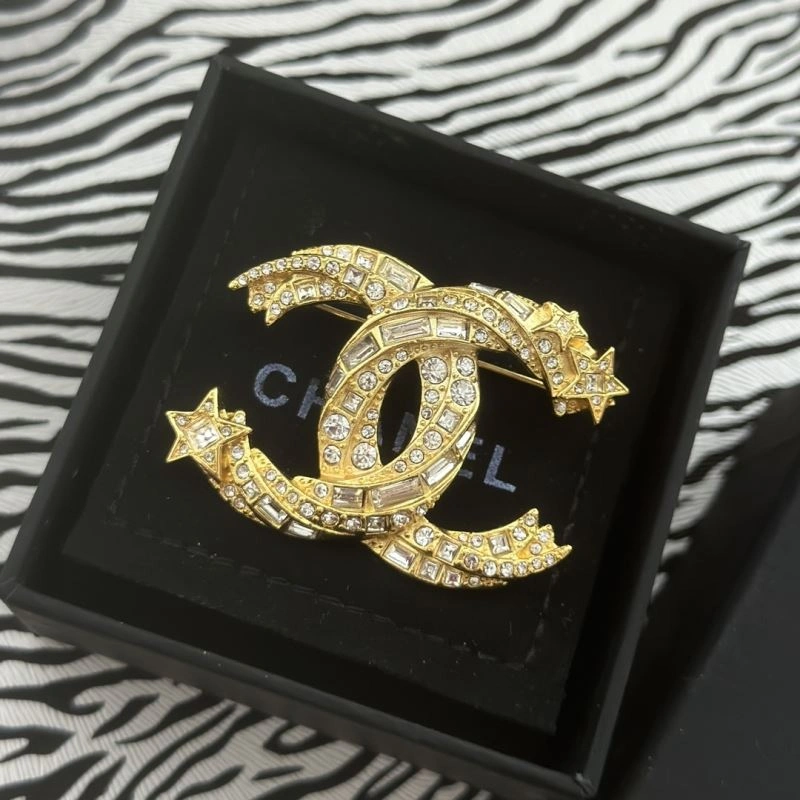 Breathable Chxnxl Brooches 292916