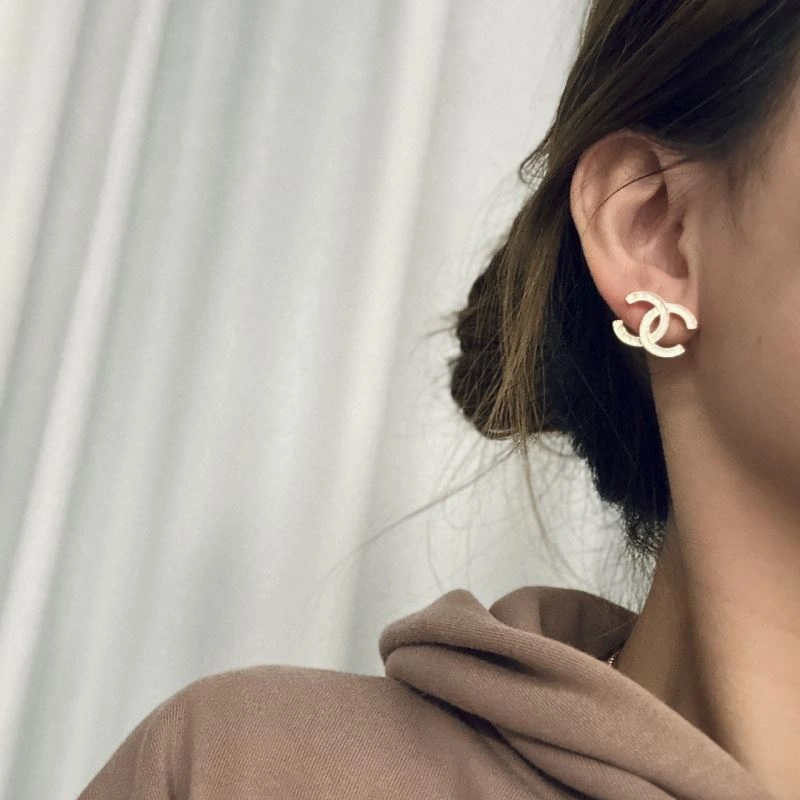 Resilient Chxnxl Earrings 291878