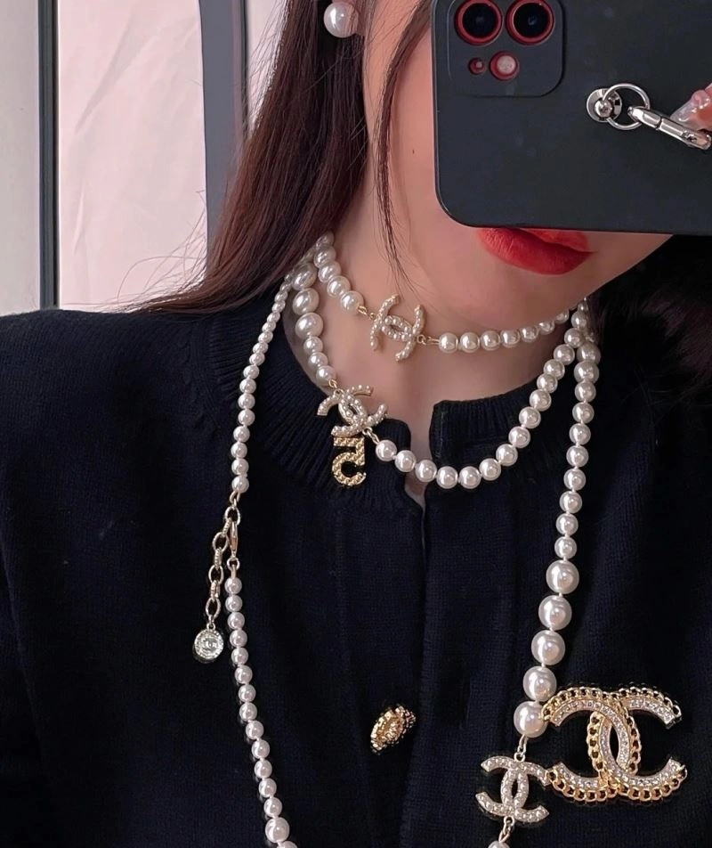 HighQuality Chxnxl Brooches 292917