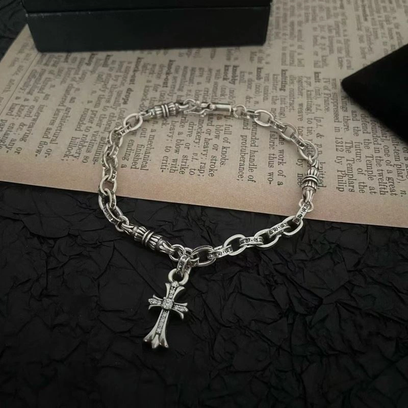 Durable Chrxmx Hxxrts Bracelets 301522