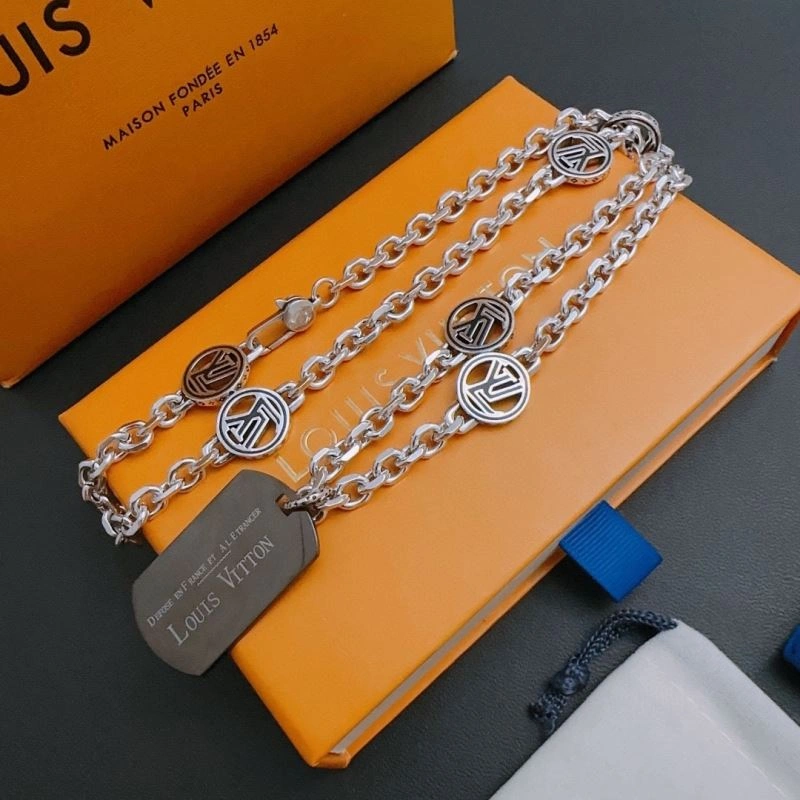 Resilient LX Necklaces 311563