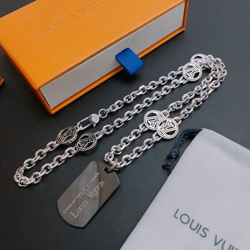 Resilient LX Necklaces 311563