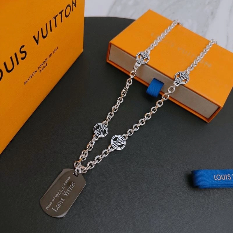 Resilient LX Necklaces 311563