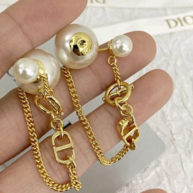Lightweight Christian Dxxr Earrings 295407