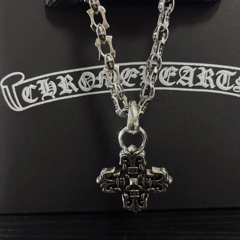 Chrxmx Hxxrts Necklaces Durable 301131