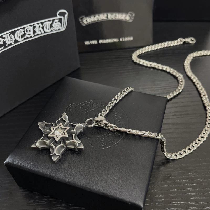 StreetReady Chrxmx Hxxrts Necklaces 301137