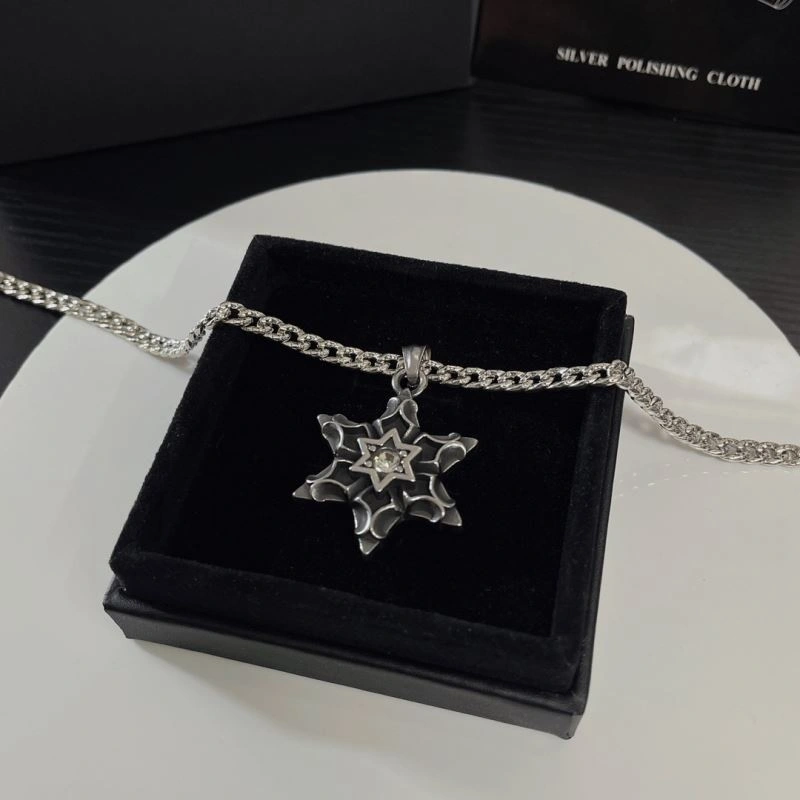 StreetReady Chrxmx Hxxrts Necklaces 301137