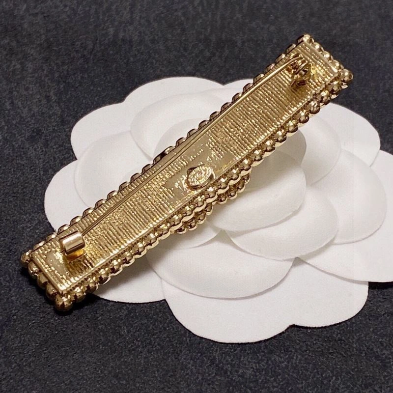 Chxnxl Brooches Timeless 292904