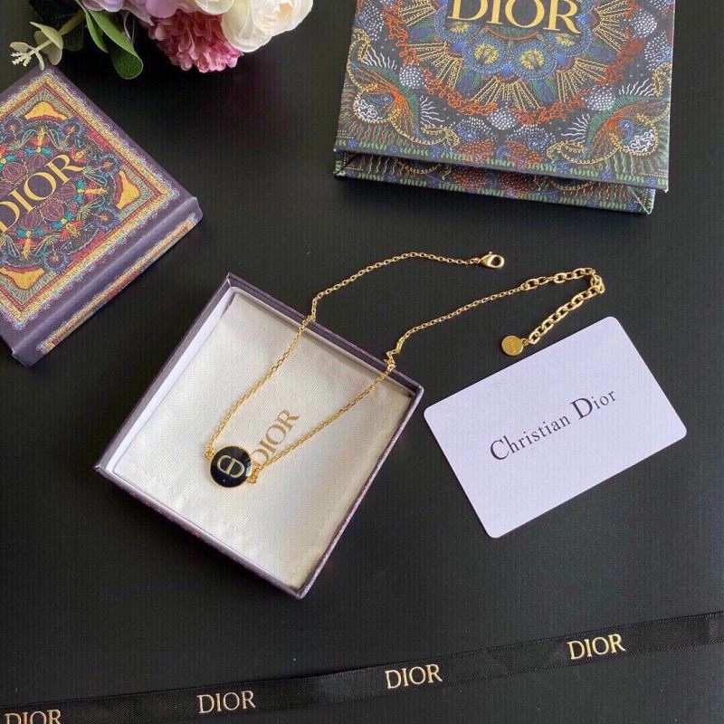 Christian Dxxr Necklaces Functional 295122