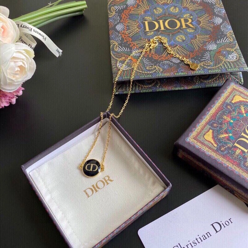 Christian Dxxr Necklaces Functional 295122