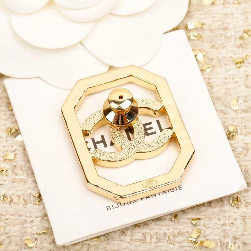 Bold Chxnxl Brooches 292892