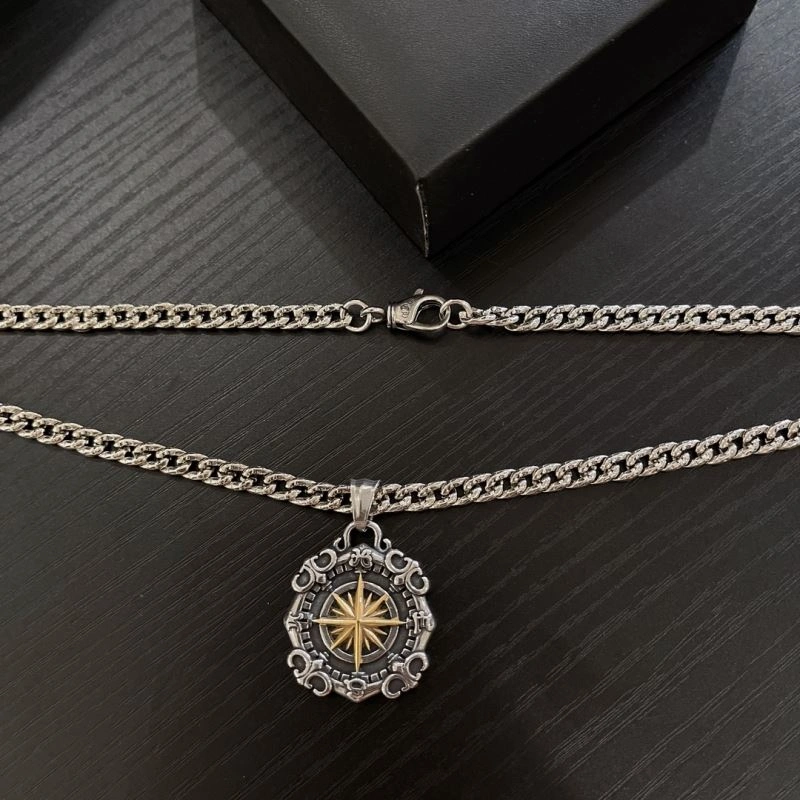 Chrxmx Hxxrts Necklaces DailyWear 301124