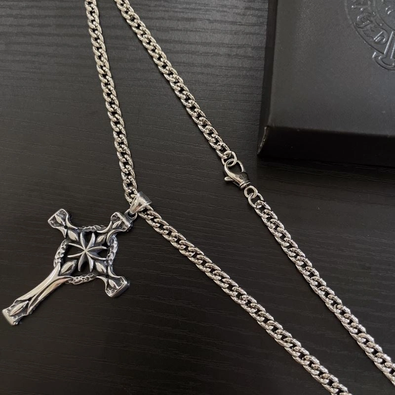 GoodFit Chrxmx Hxxrts Necklaces 301121