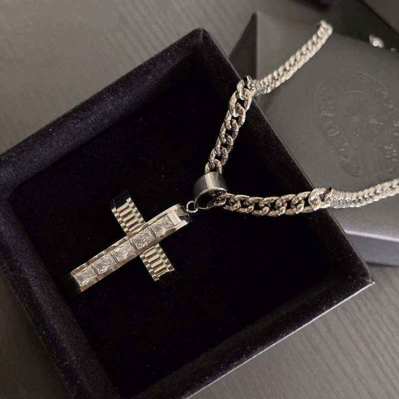 Modern Chrxmx Hxxrts Necklaces 301179