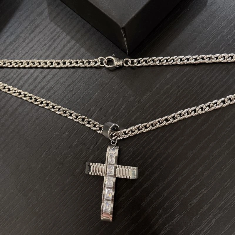 Modern Chrxmx Hxxrts Necklaces 301179