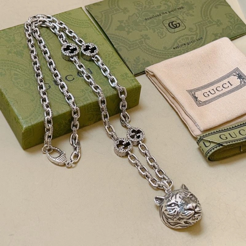 EyeCatching Gxccx Necklaces 306686