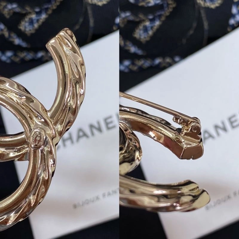 NewStyle Chxnxl Brooches 292891