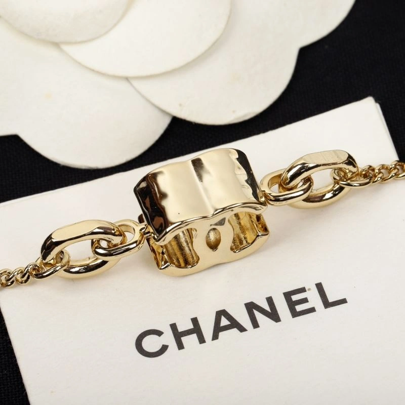 Practical Chxnxl Brooches 292894