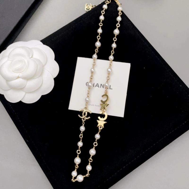 Chxnxl Brooches Modern 292890