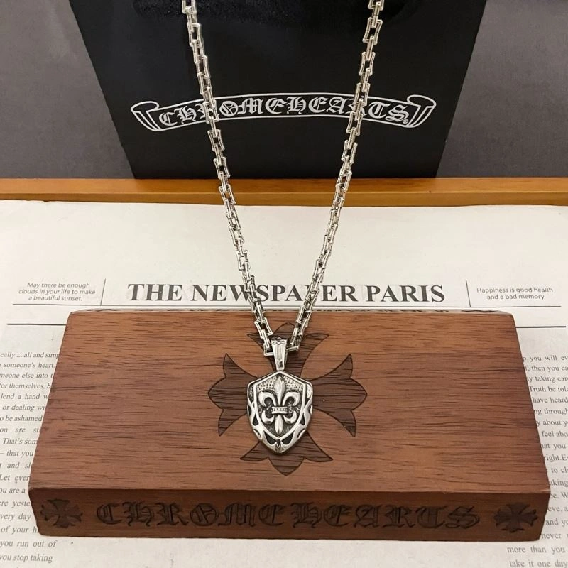 NewStyle Chrxmx Hxxrts Necklaces 301118