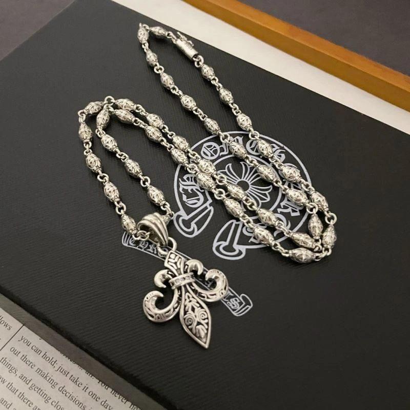 Trendy Chrxmx Hxxrts Necklaces 301116
